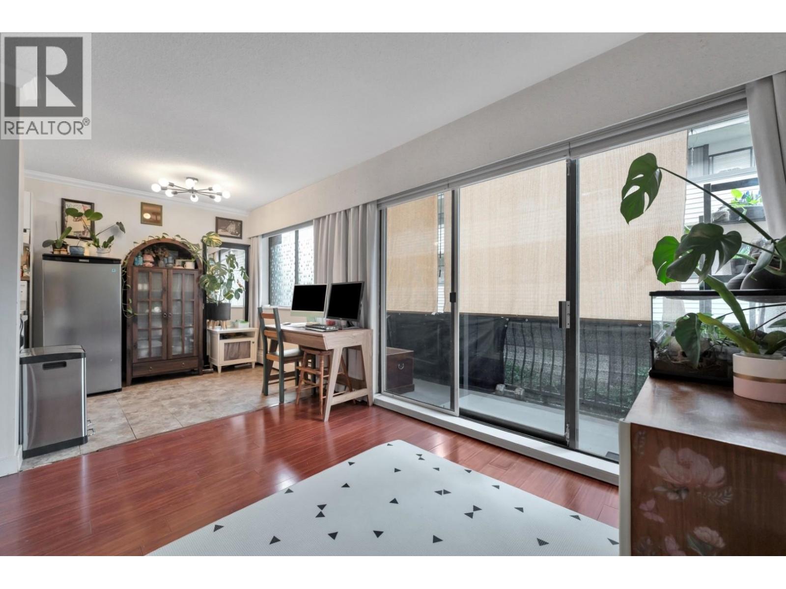 103 214 E 15th Street, North Vancouver, British Columbia  V7L 2R3 - Photo 11 - R3104836