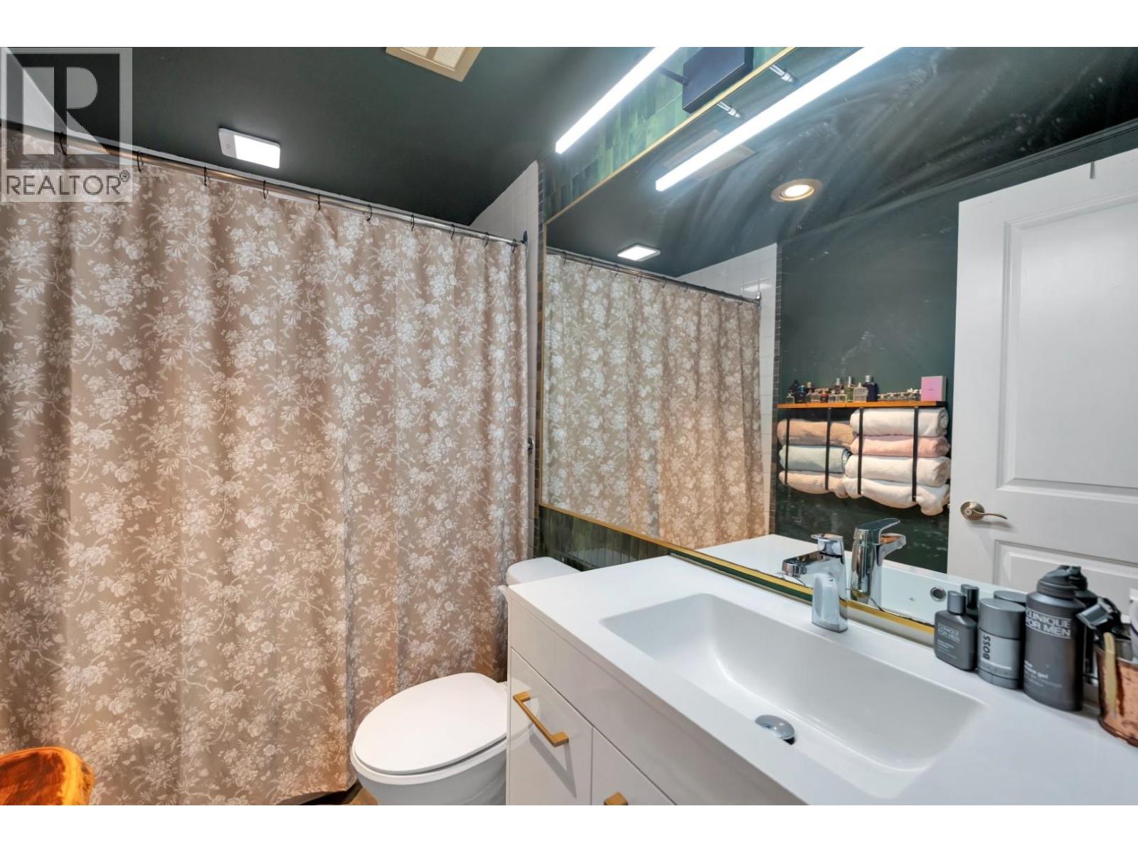 103 214 E 15th Street, North Vancouver, British Columbia  V7L 2R3 - Photo 15 - R3104836