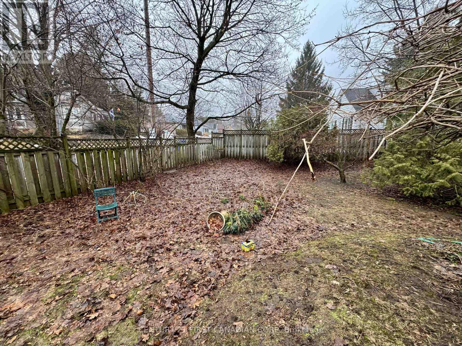 239 Riverside Drive, London North, Ontario  N6H 1E7 - Photo 2 - X12964804