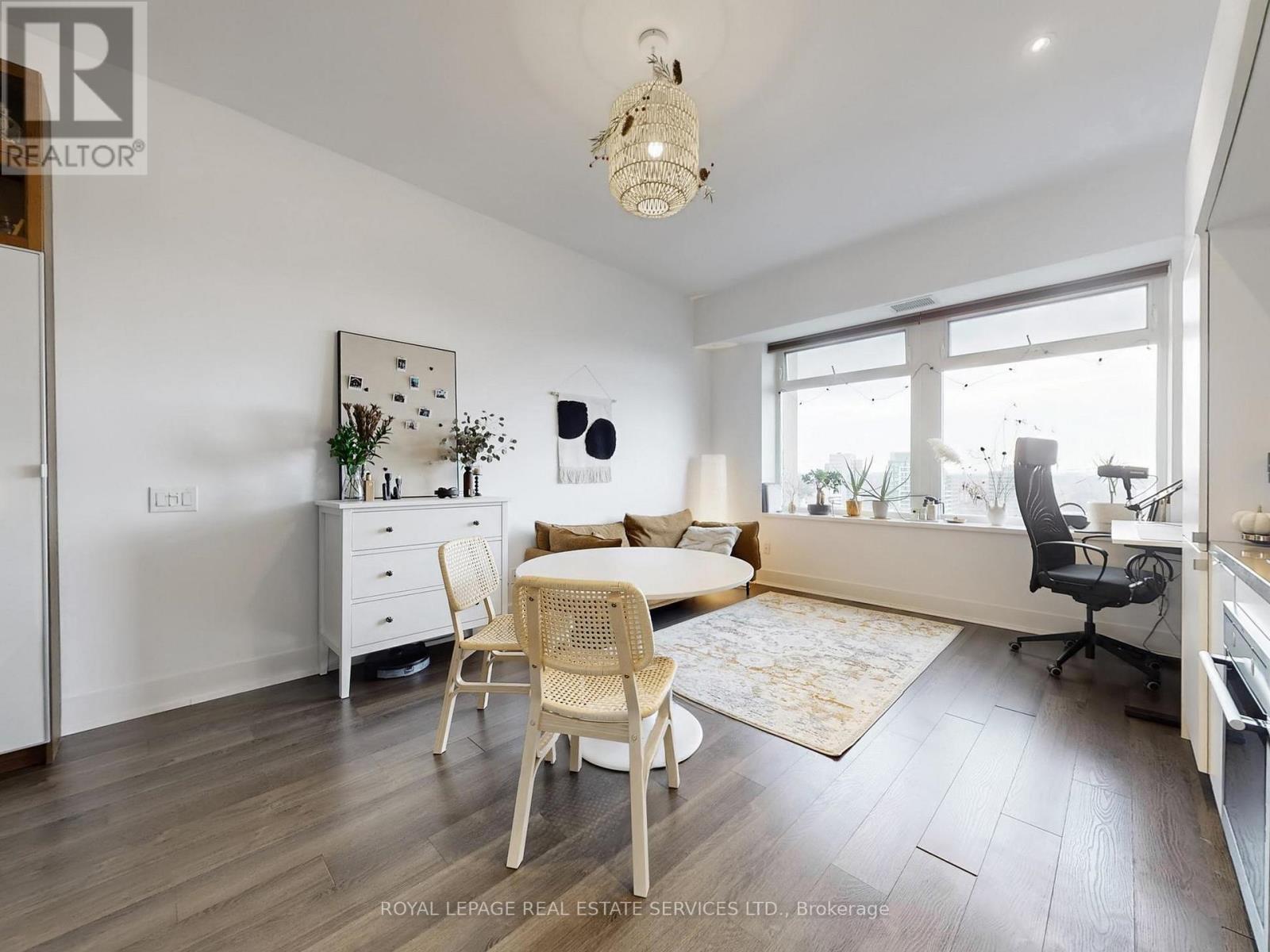 1623 - 111 St. Clair Avenue W, Toronto, Ontario  M5R 3J8 - Photo 11 - C12987542