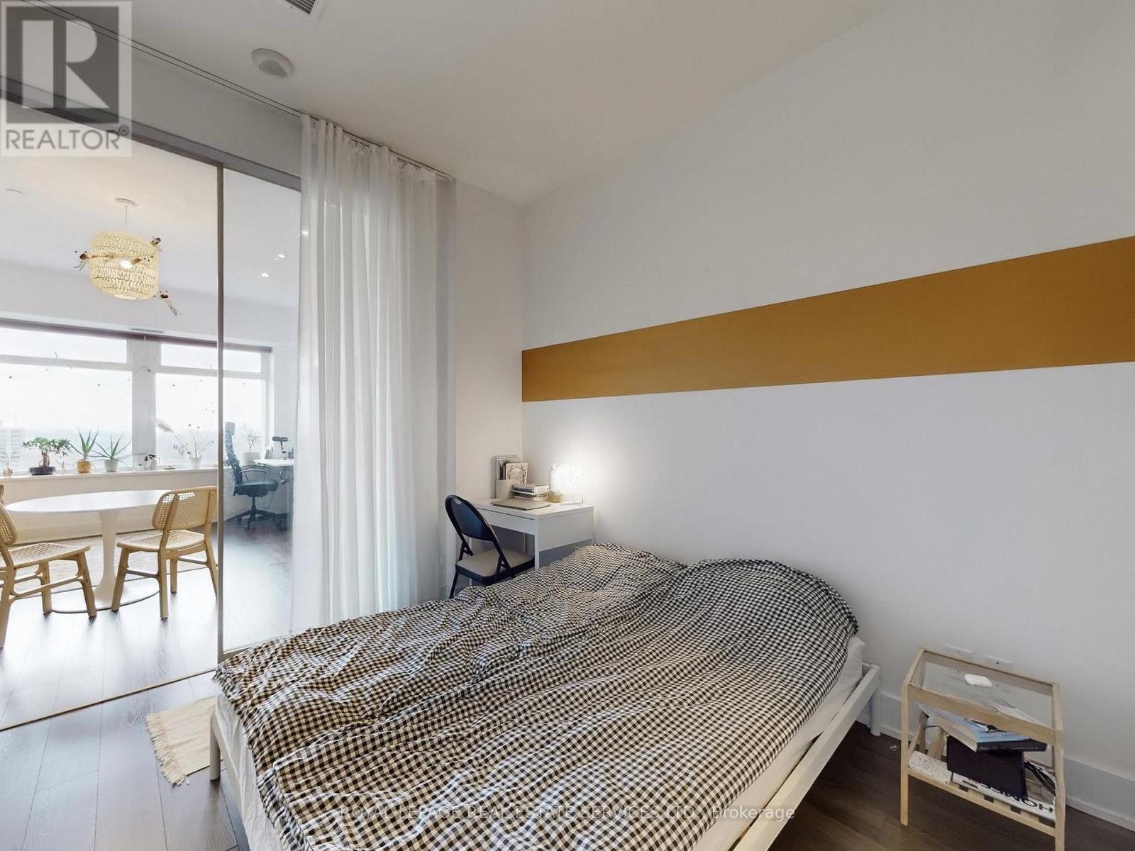 1623 - 111 St. Clair Avenue W, Toronto, Ontario  M5R 3J8 - Photo 17 - C12987542