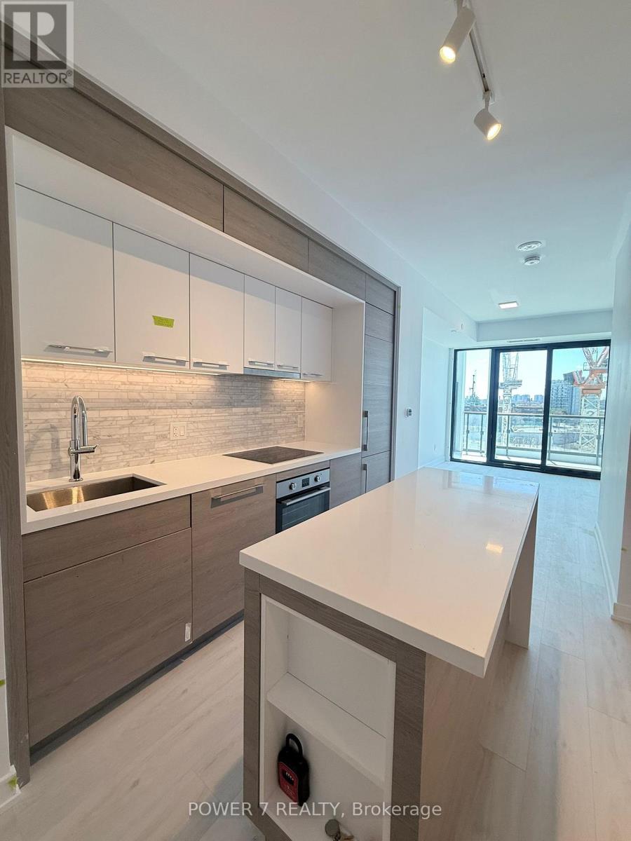 611 - 29 Green Trail Court, Toronto, Ontario  M2K 0J9 - Photo 2 - C12987564