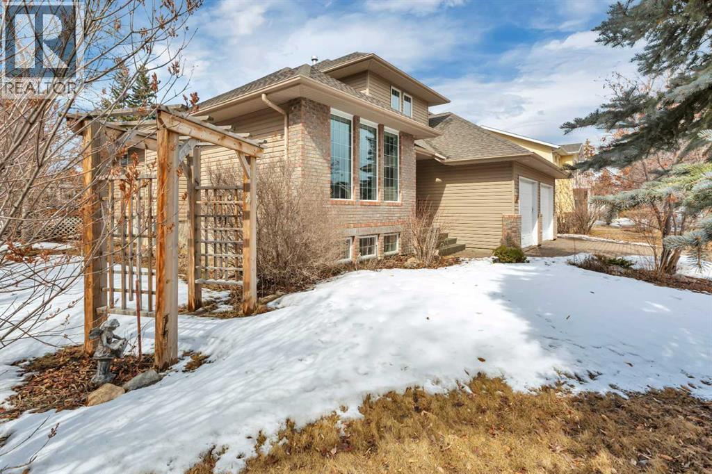 49 Coventry Lane, Lacombe, Alberta  T4L 1T3 - Photo 3 - A2299326