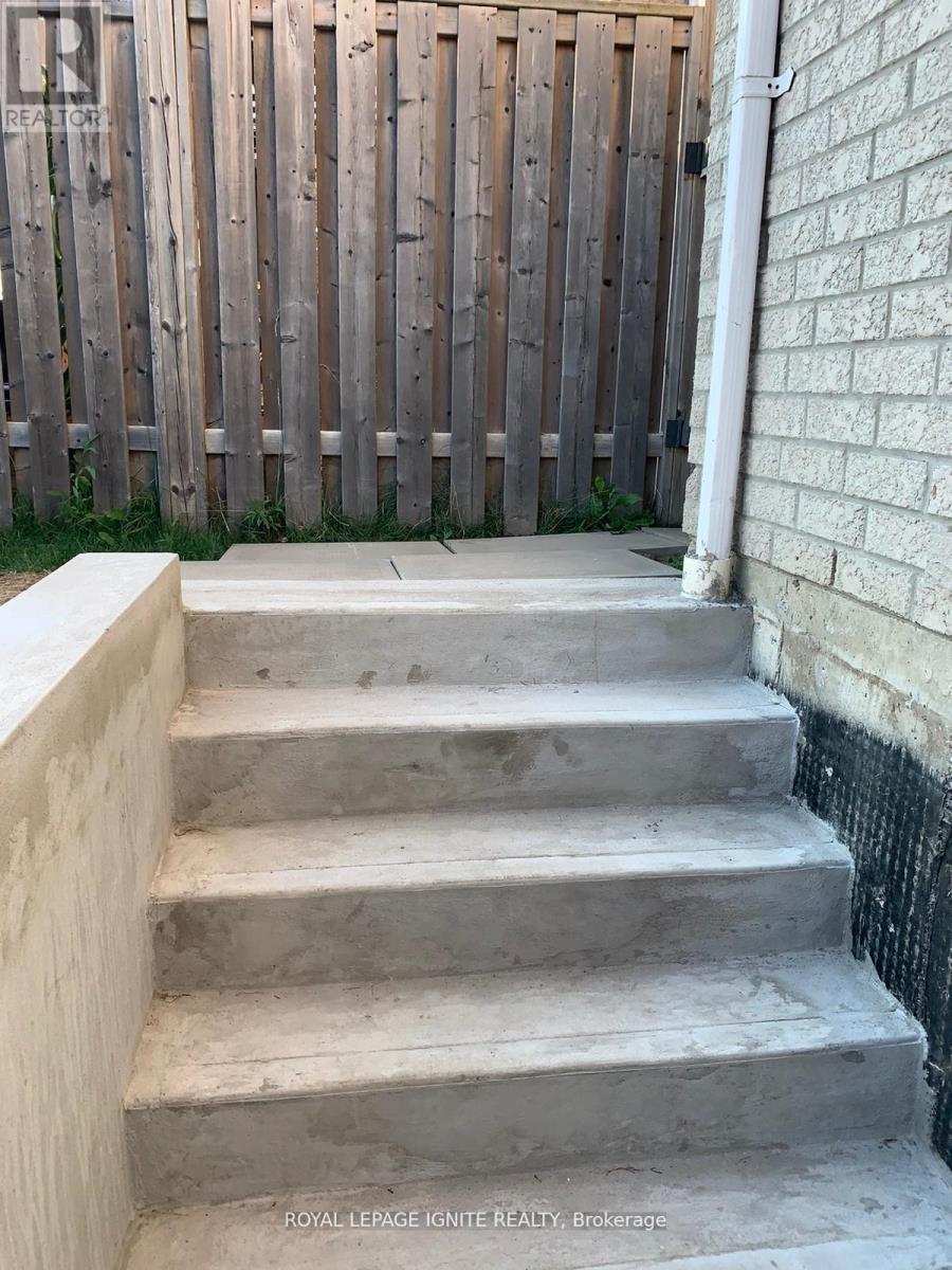 Bsmt - 36 Bellinger Drive, Ajax, Ontario  L1T 4P7 - Photo 4 - E12987610