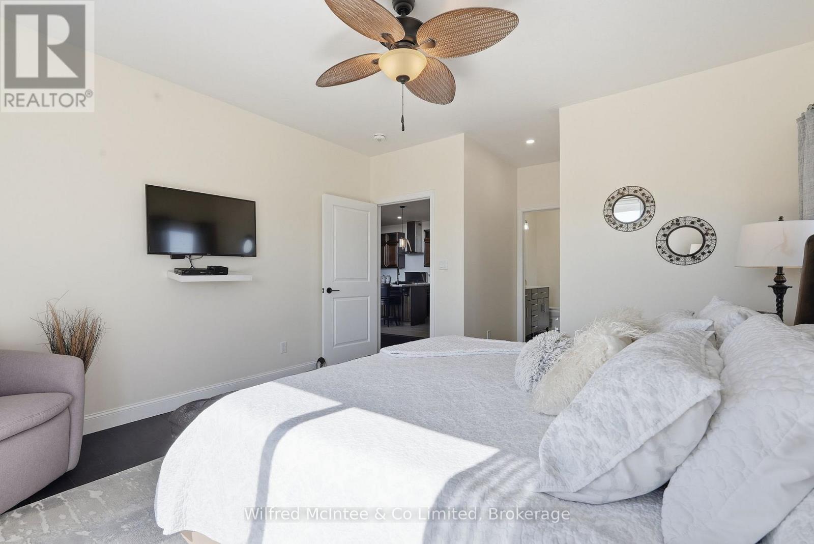 1054 4 Concession E, Brockton, Ontario  N0G 1V0 - Photo 27 - X12987548