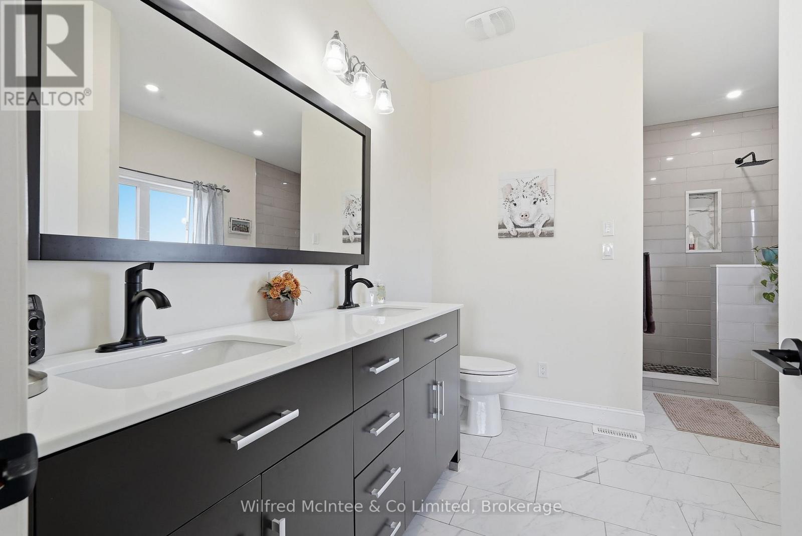 1054 4 Concession E, Brockton, Ontario  N0G 1V0 - Photo 32 - X12987548