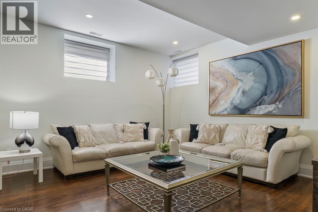 1526 Bridge Road, Oakville, Ontario  L6L 2E3 - Photo 32 - 40815550