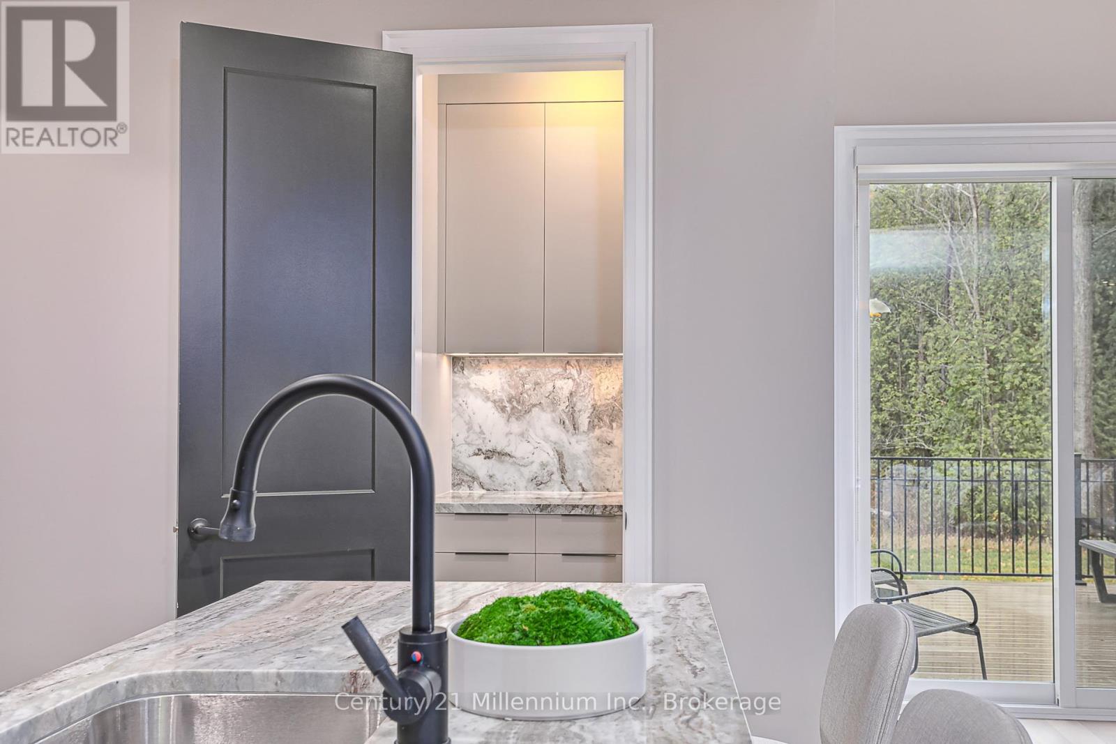 82 Goldie Court, Blue Mountains, Ontario  N0H 1J0 - Photo 15 - X12987582