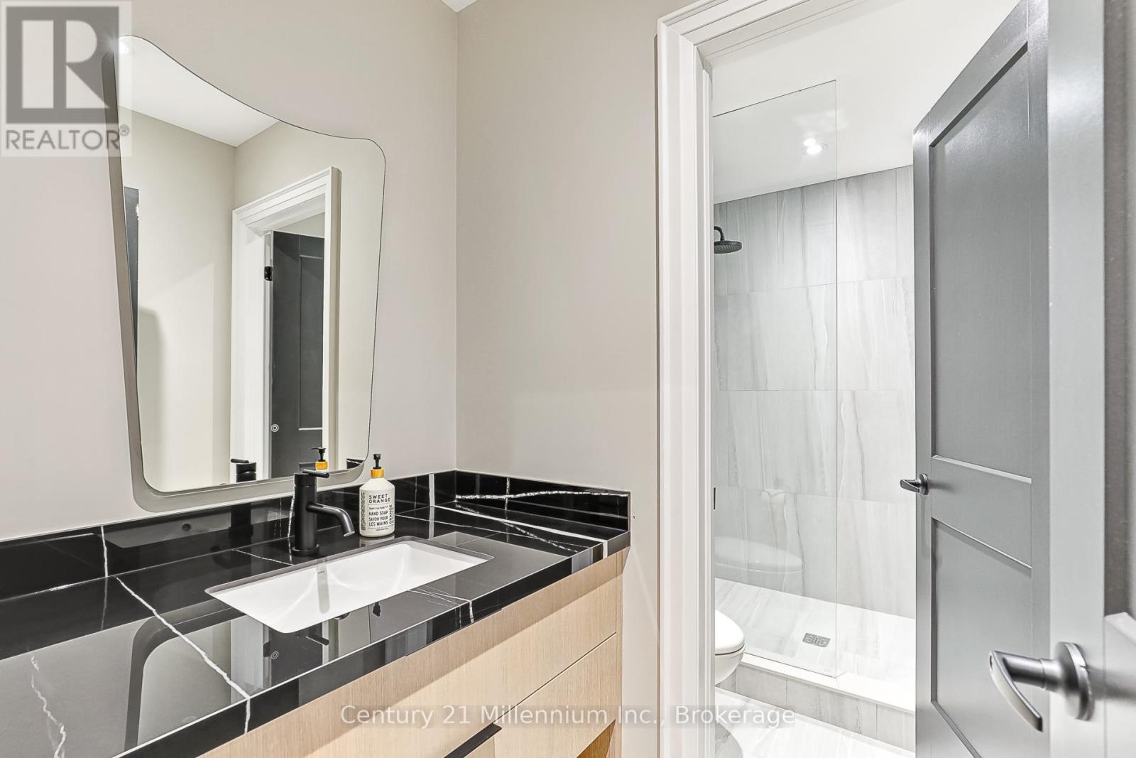 82 Goldie Court, Blue Mountains, Ontario  N0H 1J0 - Photo 34 - X12987582