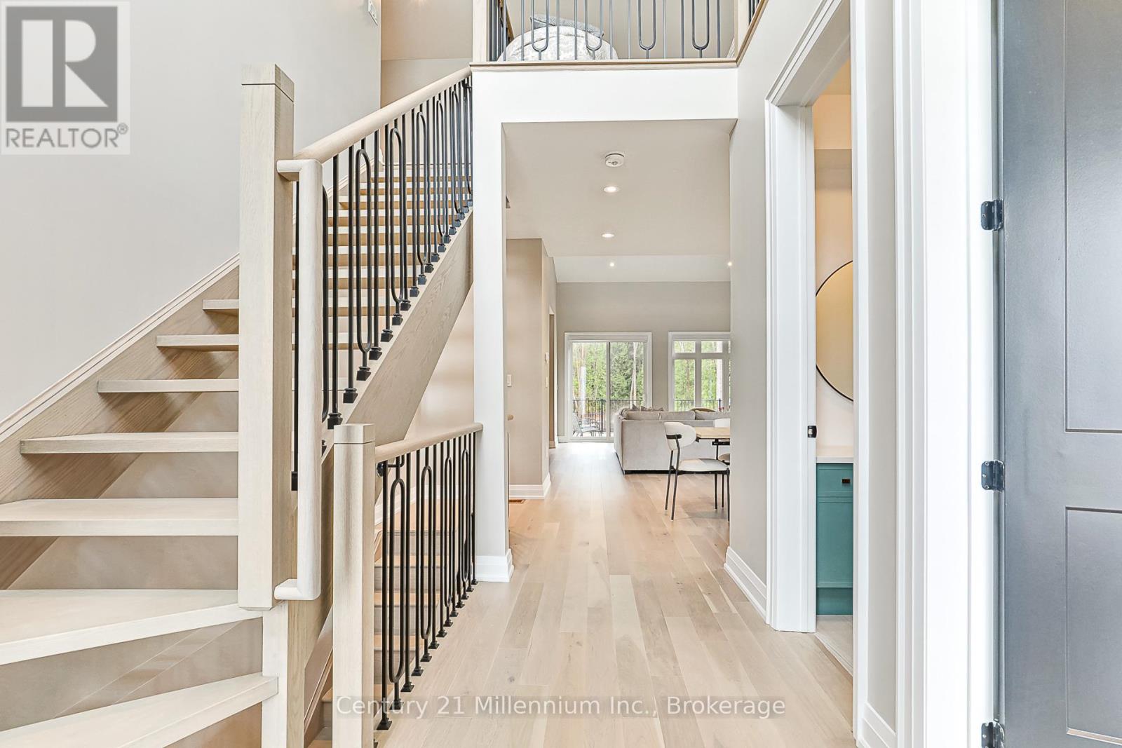 82 Goldie Court, Blue Mountains, Ontario  N0H 1J0 - Photo 7 - X12987582