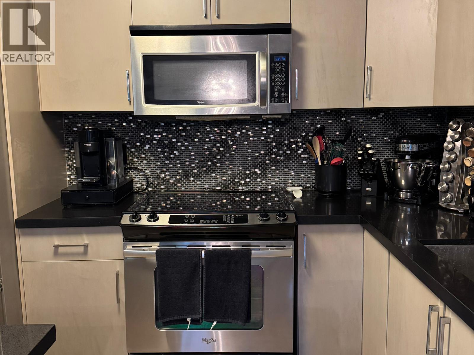 117 2416 W 3rd Avenue, Vancouver, British Columbia  V6K 1L8 - Photo 4 - R3108381