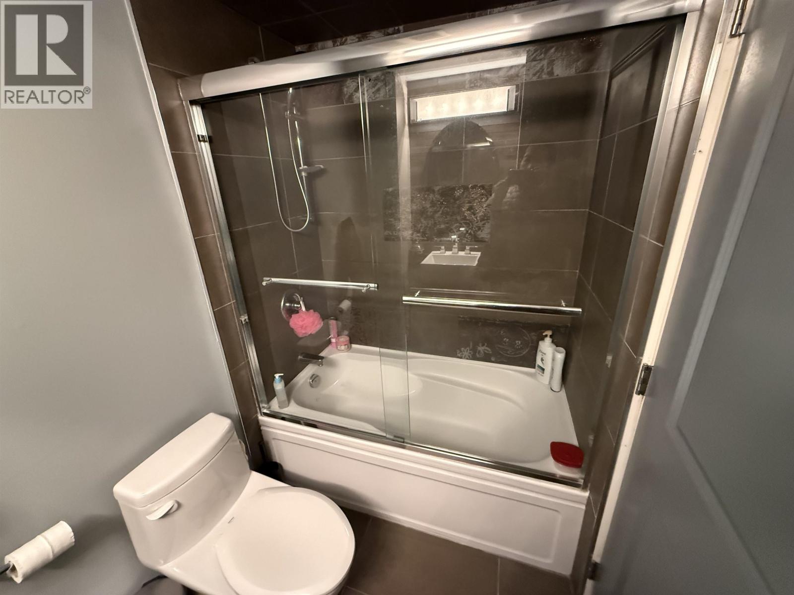 117 2416 W 3rd Avenue, Vancouver, British Columbia  V6K 1L8 - Photo 11 - R3108381