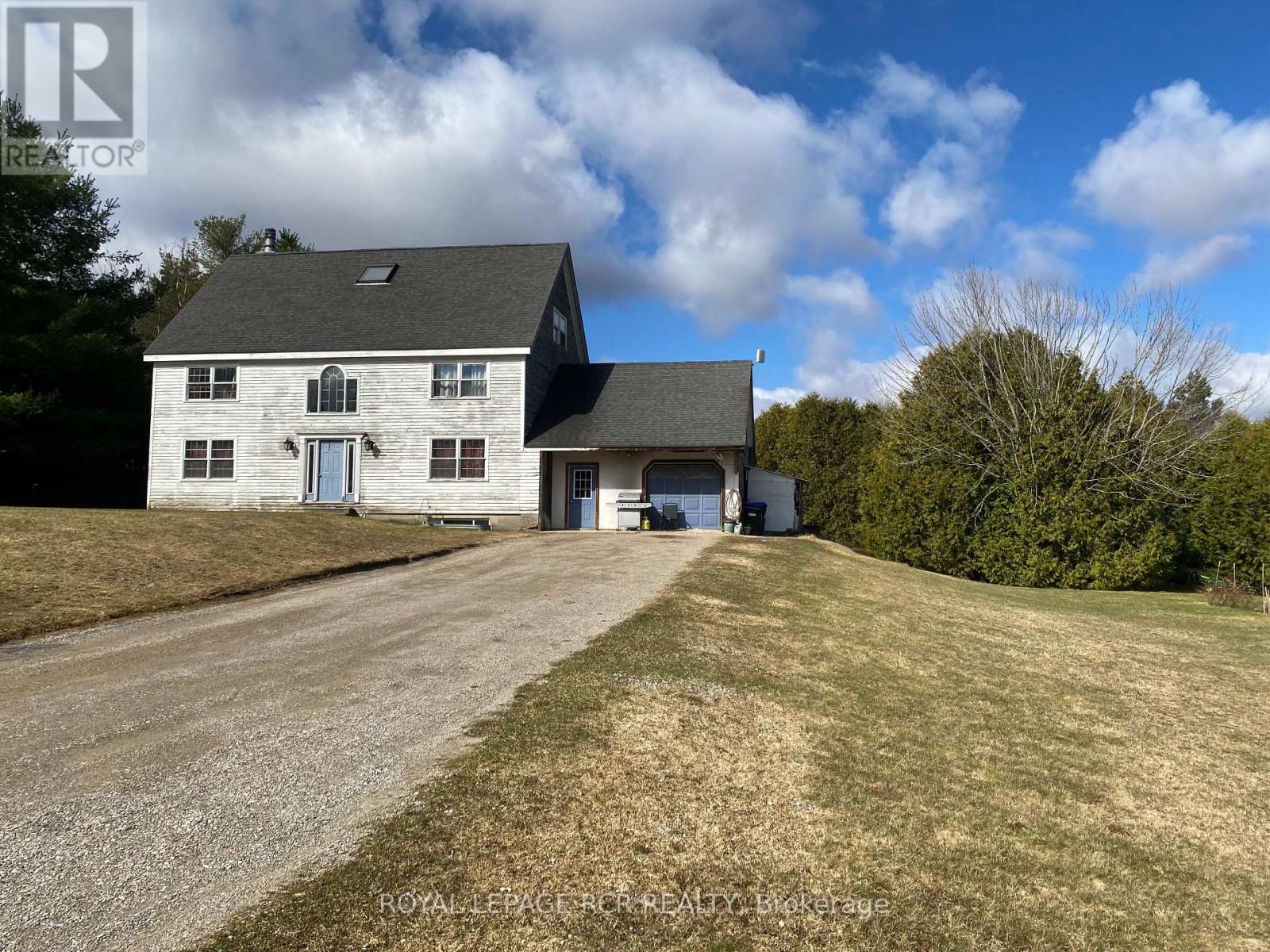 6 Margaret Avenue, Adjala-Tosorontio, Ontario  L0M 1J0 - Photo 2 - N12967756