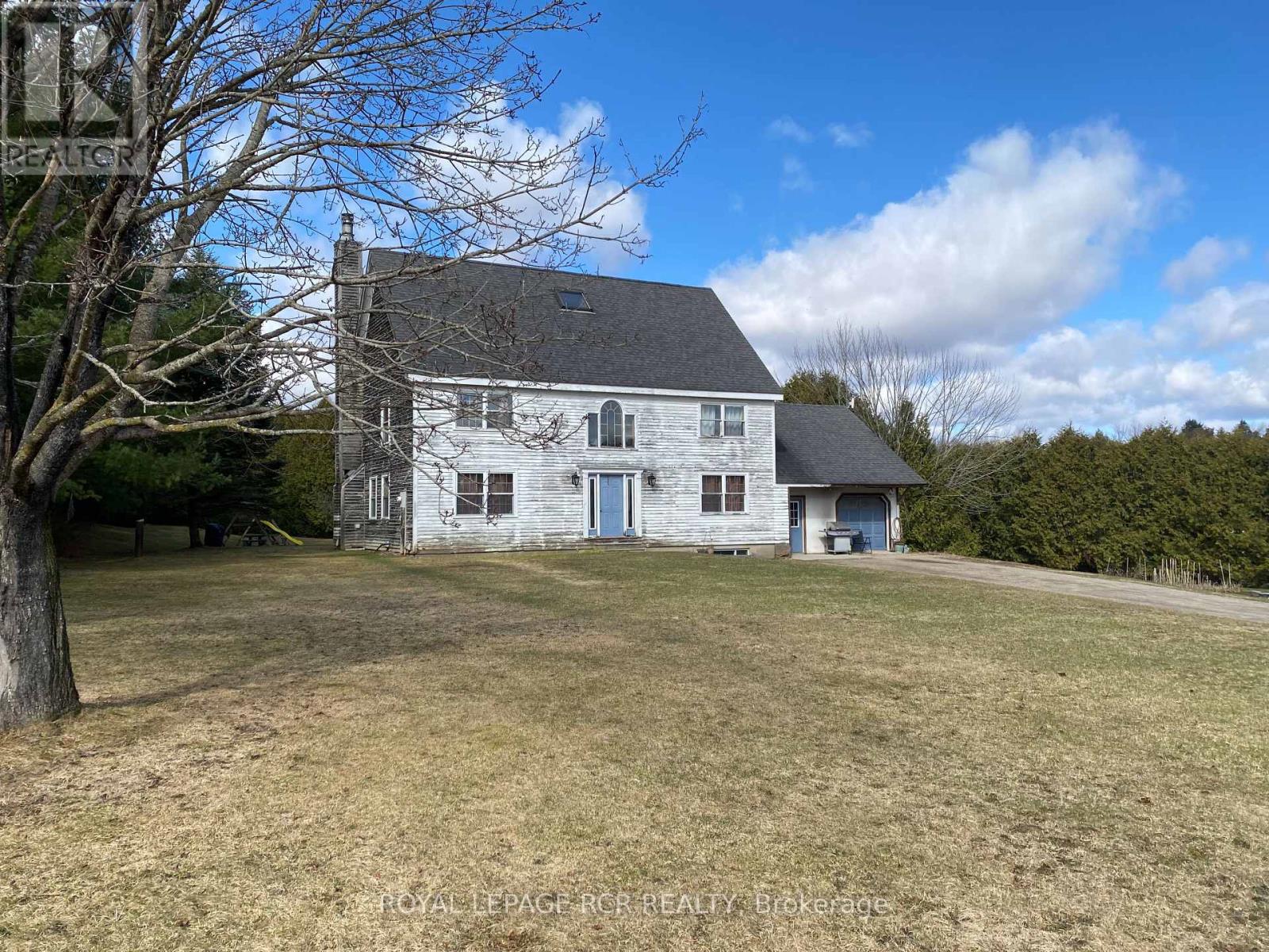 6 Margaret Avenue, Adjala-Tosorontio, Ontario  L0M 1J0 - Photo 3 - N12967756