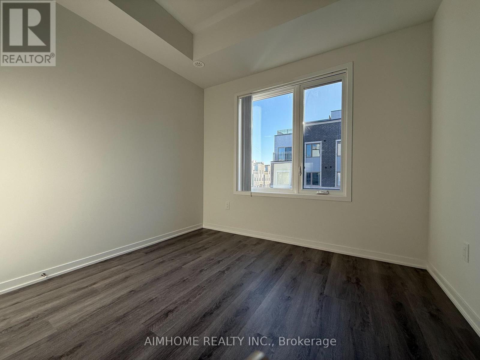 Th218 - 131 Honeycrisp Crescent, Vaughan, Ontario  L4K 0N7 - Photo 7 - N12987576