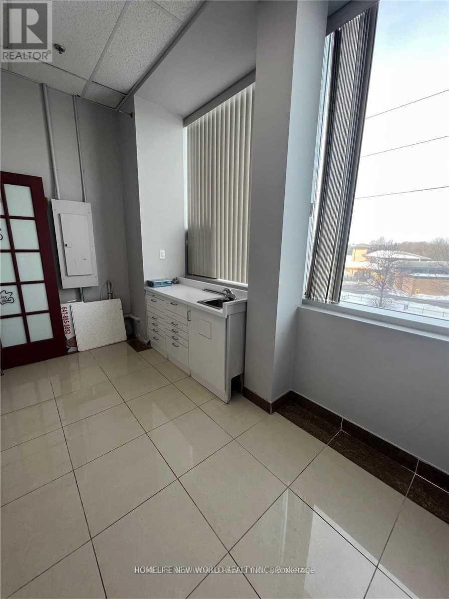 2003 - 8333 Kennedy Road, Markham, Ontario  L3R 4P8 - Photo 6 - N12987580