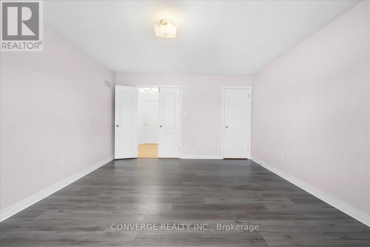 101 Park Place Drive, Markham, Ontario  L6E 1Z5 - Photo 18 - N12987596