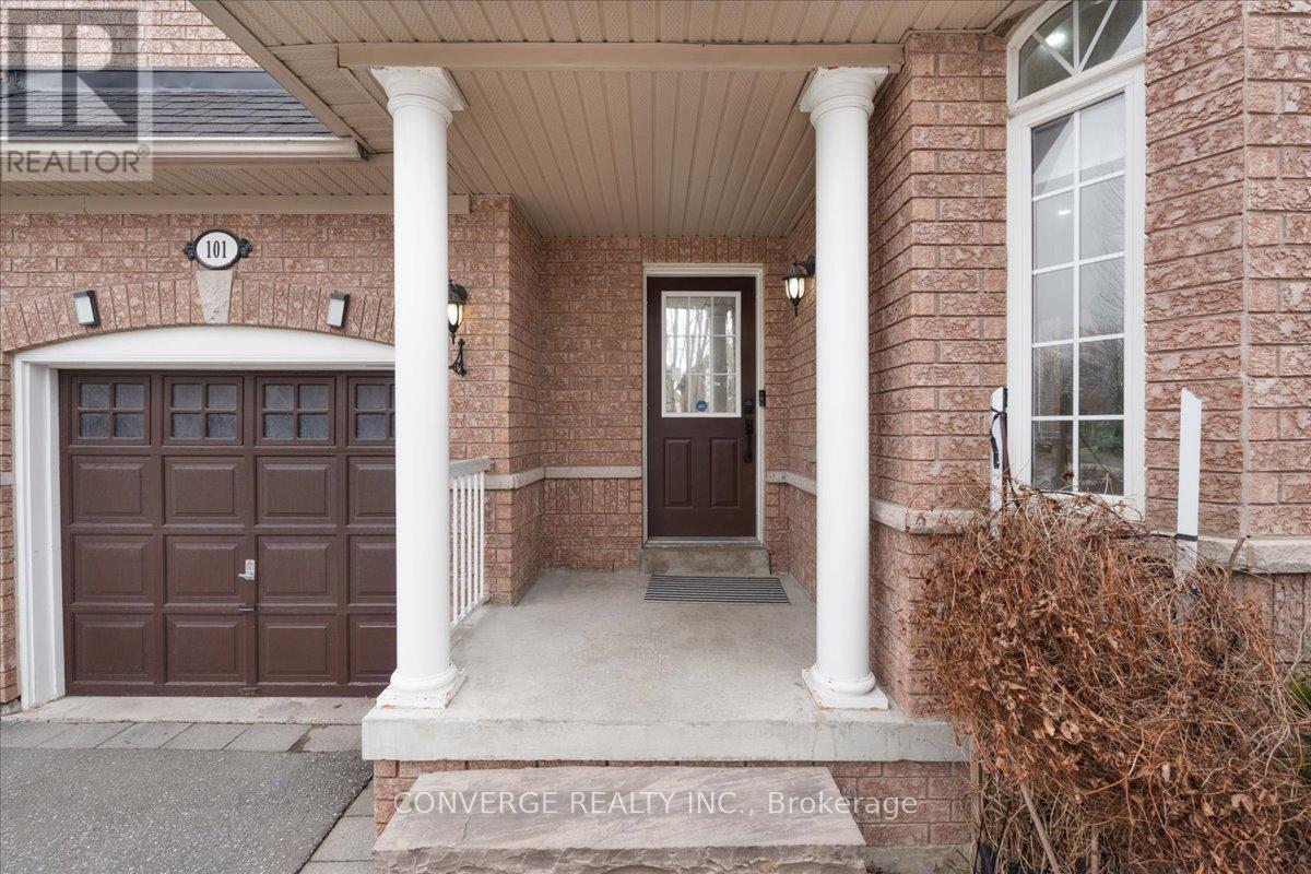 101 Park Place Drive, Markham, Ontario  L6E 1Z5 - Photo 2 - N12987596