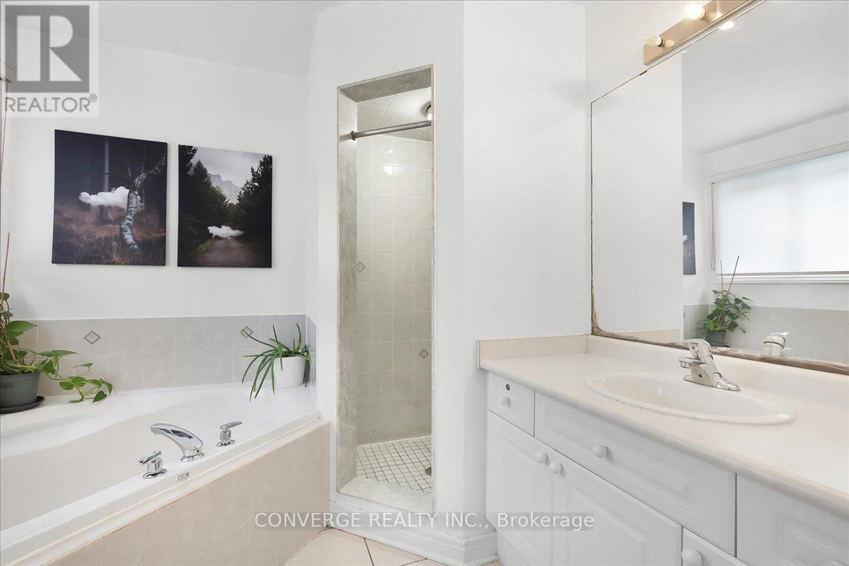 101 Park Place Drive, Markham, Ontario  L6E 1Z5 - Photo 20 - N12987596