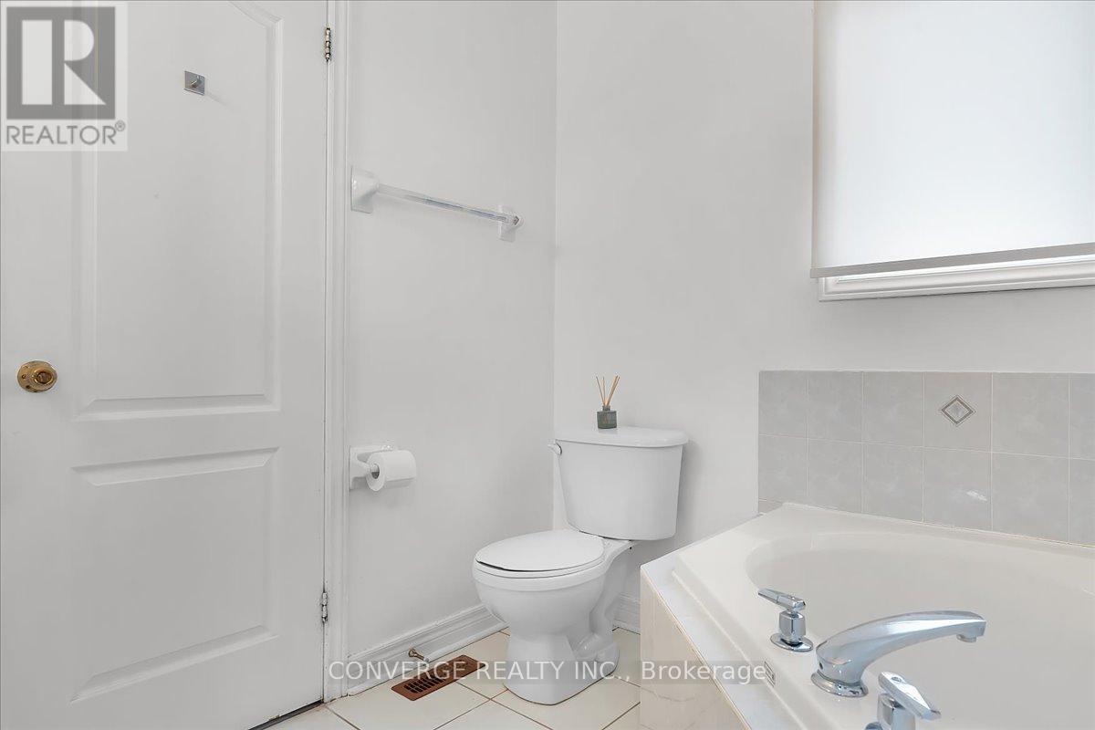 101 Park Place Drive, Markham, Ontario  L6E 1Z5 - Photo 21 - N12987596