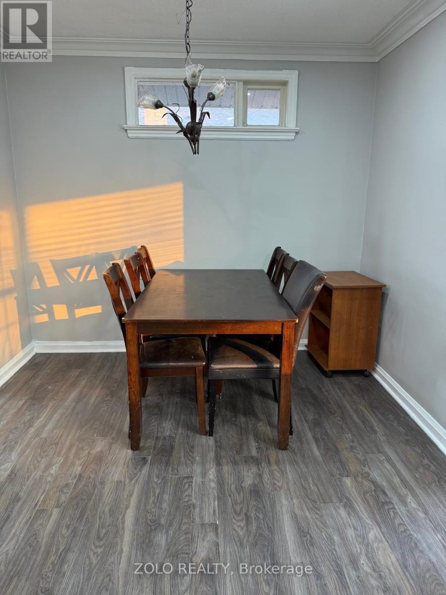 369 Martin Street, Milton, Ontario  L9T 2R8 - Photo 6 - W12886730