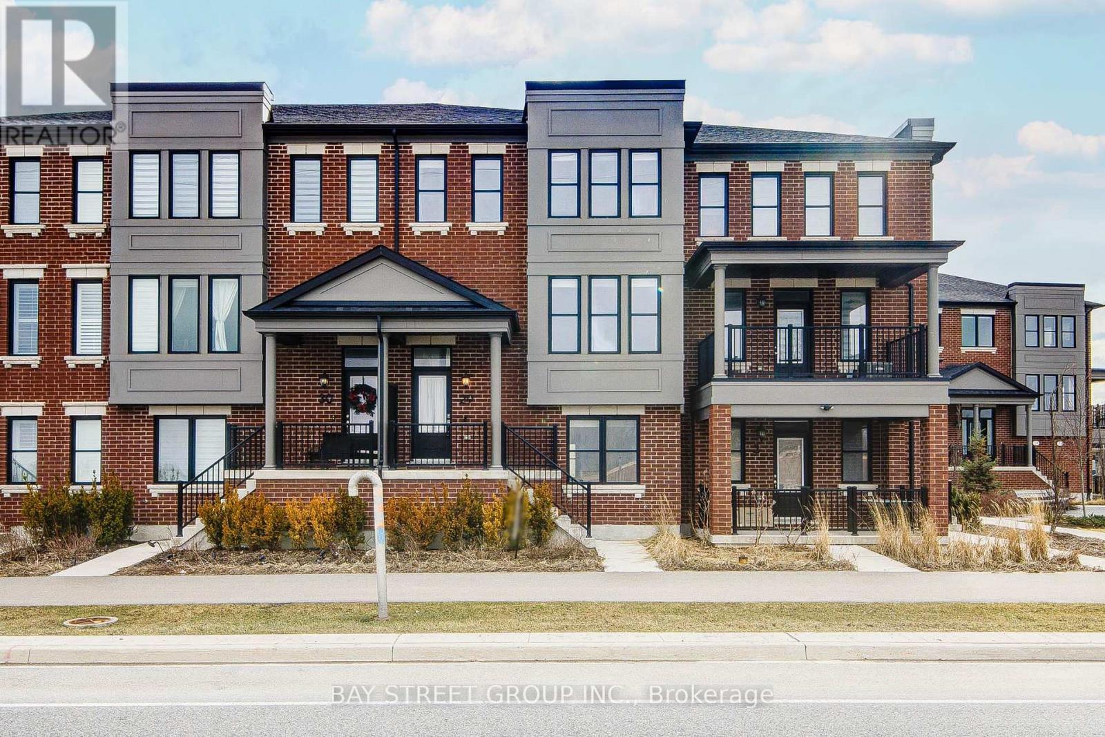 29 - 980 LOGAN DRIVE, Milton, Ontario