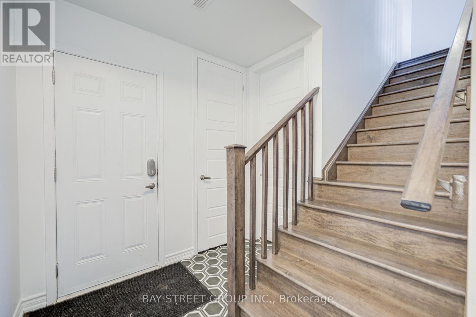 29 - 980 Logan Drive, Milton, Ontario  L9E 1T1 - Photo 43 - W12987560