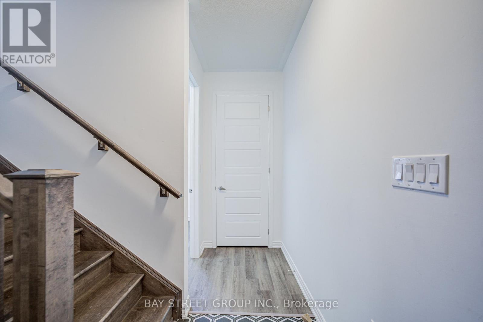 29 - 980 Logan Drive, Milton, Ontario  L9E 1T1 - Photo 44 - W12987560
