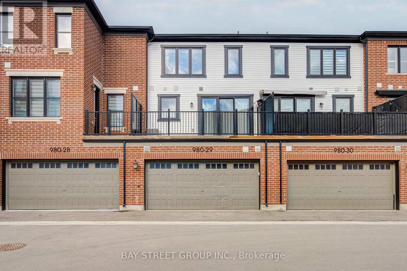 29 - 980 Logan Drive, Milton, Ontario  L9E 1T1 - Photo 50 - W12987560