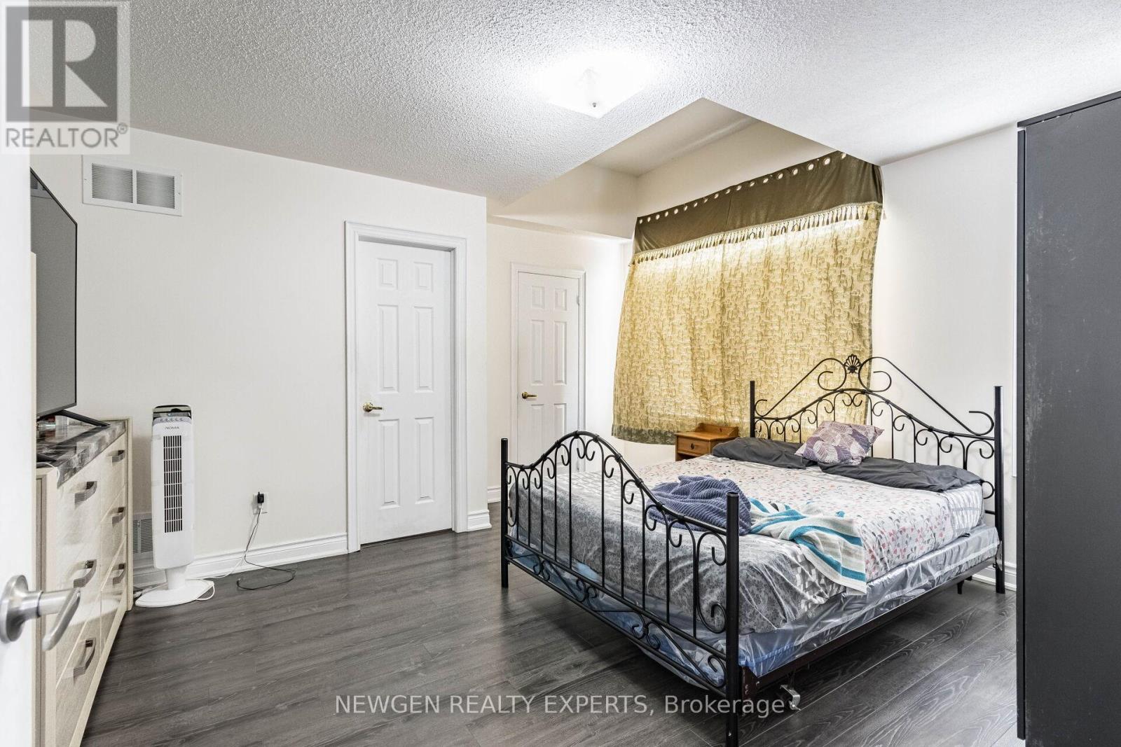 30 Rampart Drive, Brampton, Ontario L6P 2Z1 - Photo 39 - W12987562