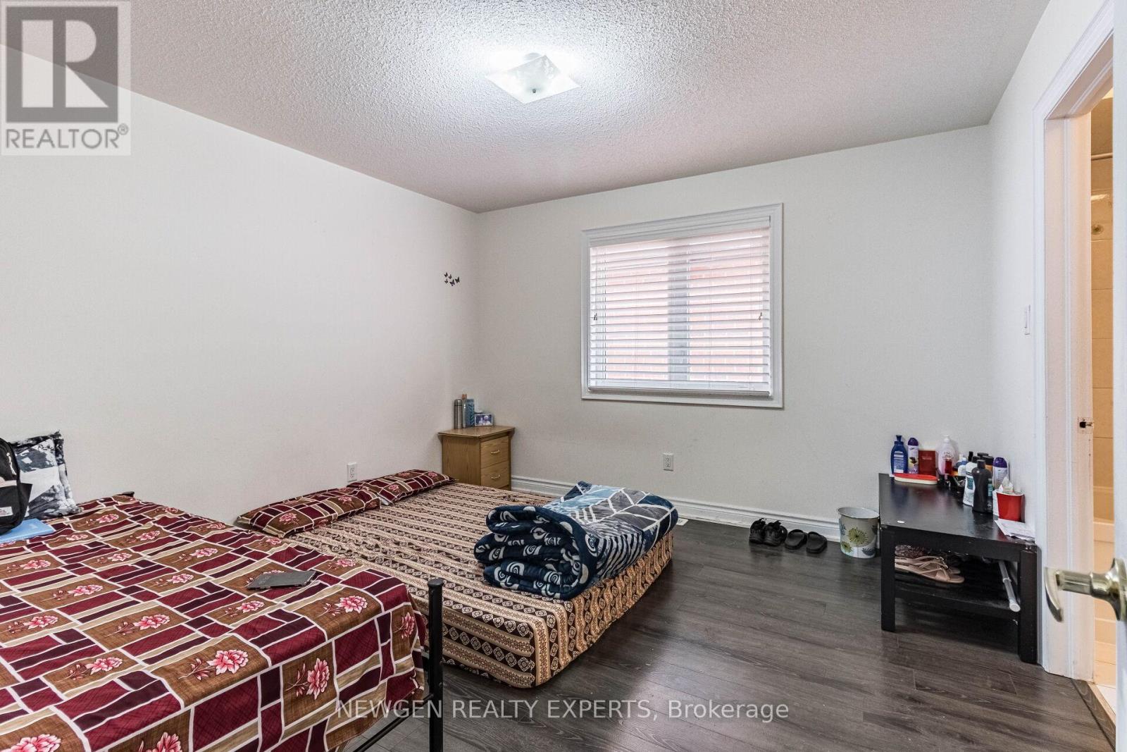 30 Rampart Drive, Brampton, Ontario L6P 2Z1 - Photo 41 - W12987562