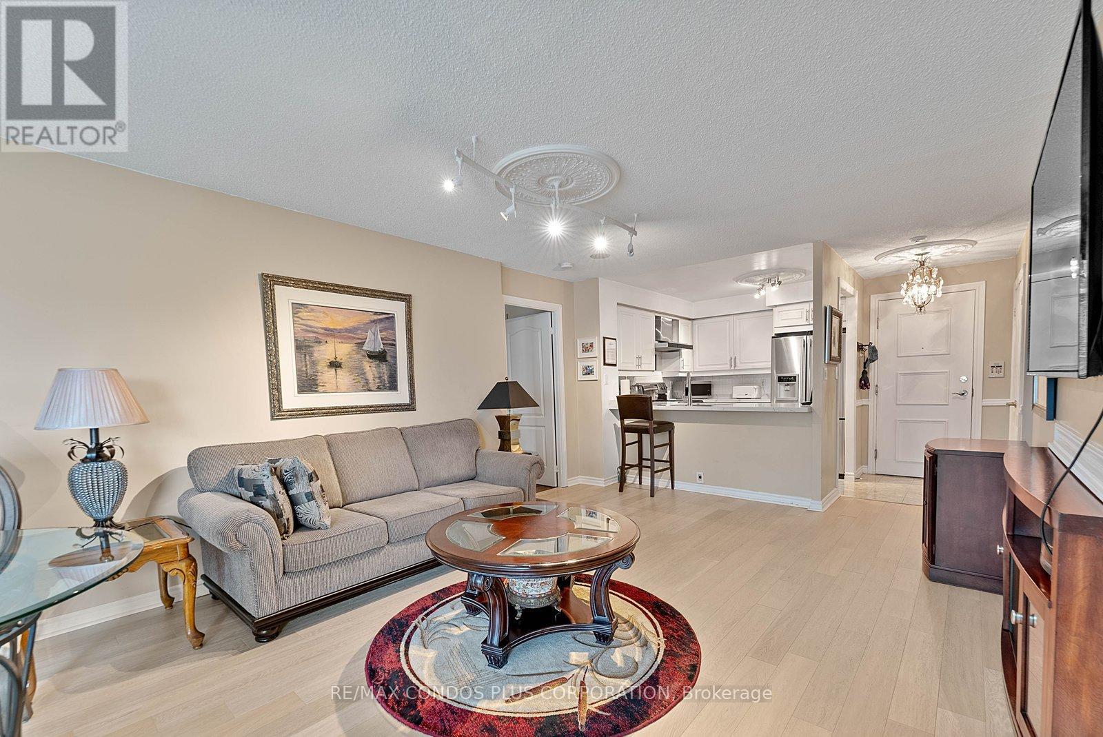 506 - 2111 Lake Shore Boulevard W, Toronto, Ontario  M8V 4B2 - Photo 13 - W12987572