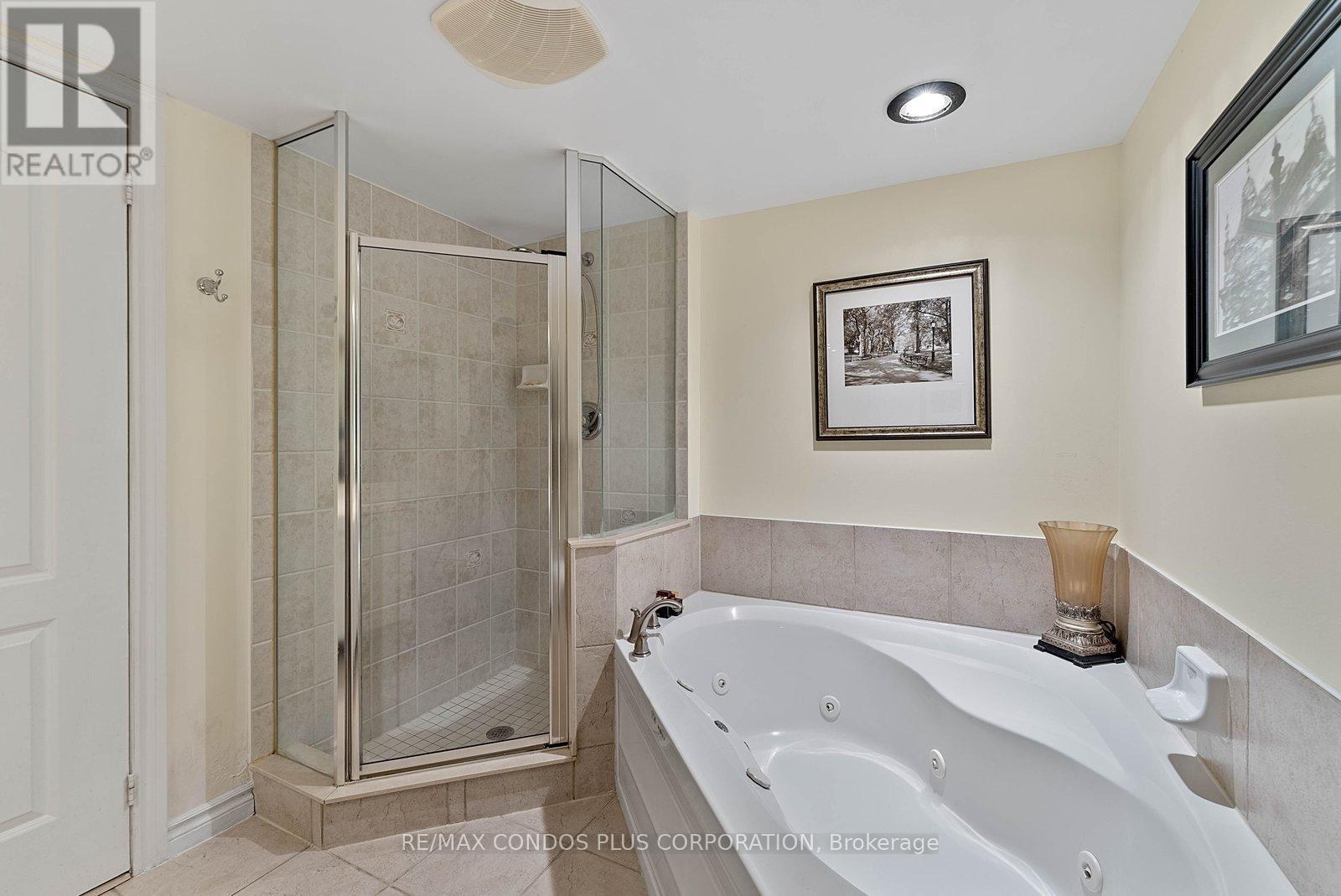 506 - 2111 Lake Shore Boulevard W, Toronto, Ontario  M8V 4B2 - Photo 22 - W12987572