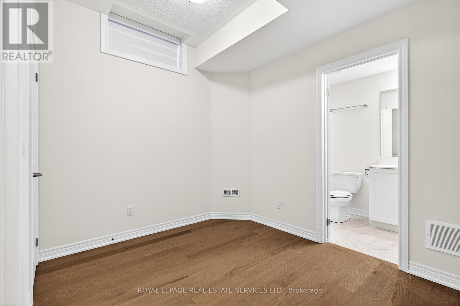 Unit 2 - 3201 Sixth Line, Oakville, Ontario  L6H 0V8 - Photo 26 - W12987598