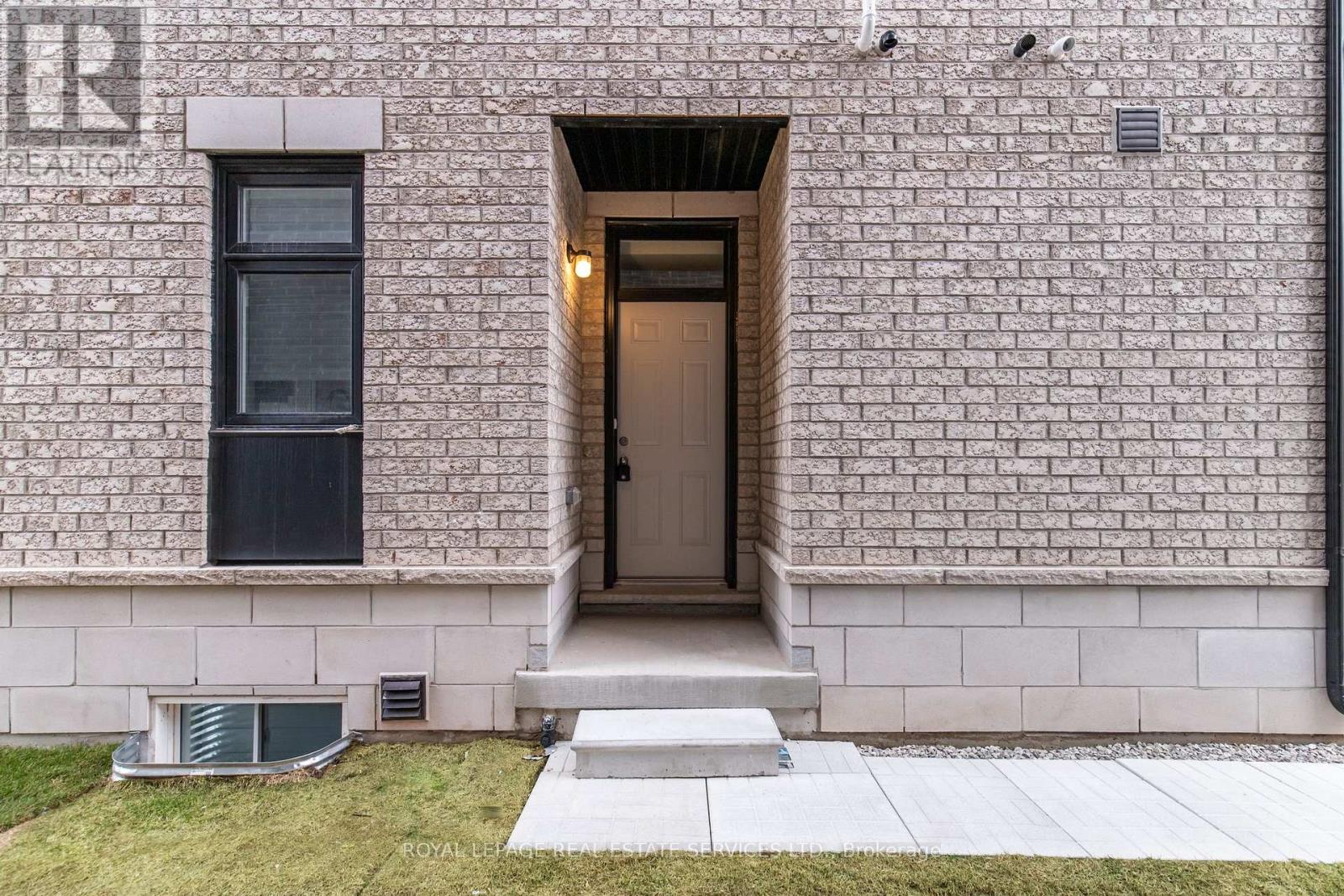 Unit 2 - 3201 Sixth Line, Oakville, Ontario  L6H 0V8 - Photo 4 - W12987598