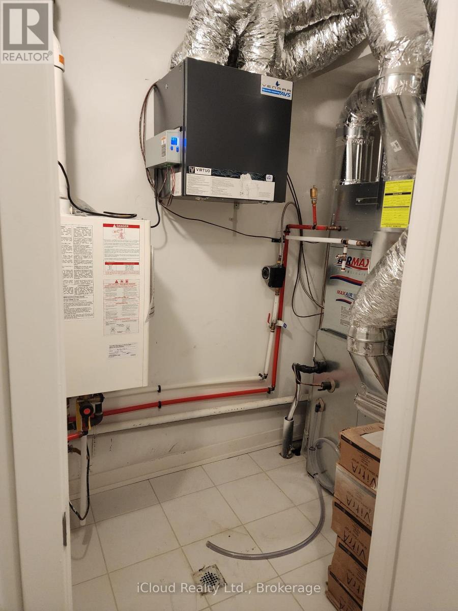 14 - 3415 Ridgeway Drive, Mississauga, Ontario  L5L 0B9 - Photo 11 - W12987604