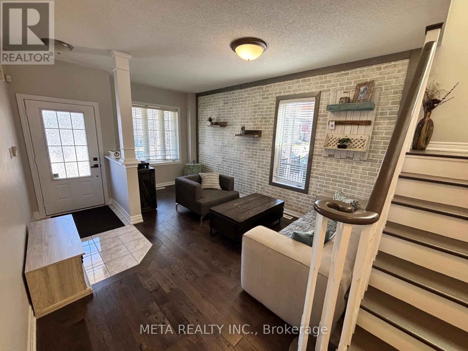 102 Begonia Crescent, Brampton, Ontario  L7A 0M7 - Photo 13 - W12987606