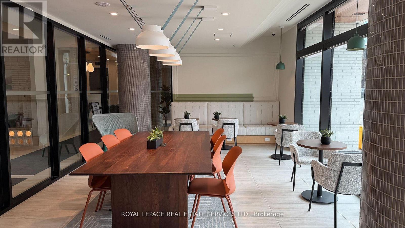 401 - 1660 Bloor Street W, Toronto, Ontario  M6P 0C6 - Photo 15 - W12987620