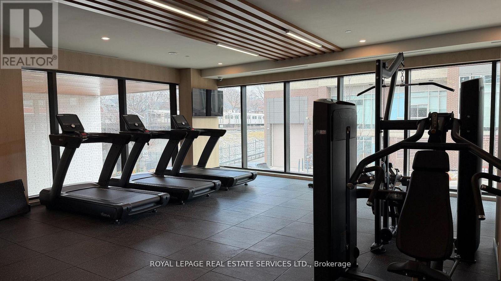 401 - 1660 Bloor Street W, Toronto, Ontario  M6P 0C6 - Photo 17 - W12987620