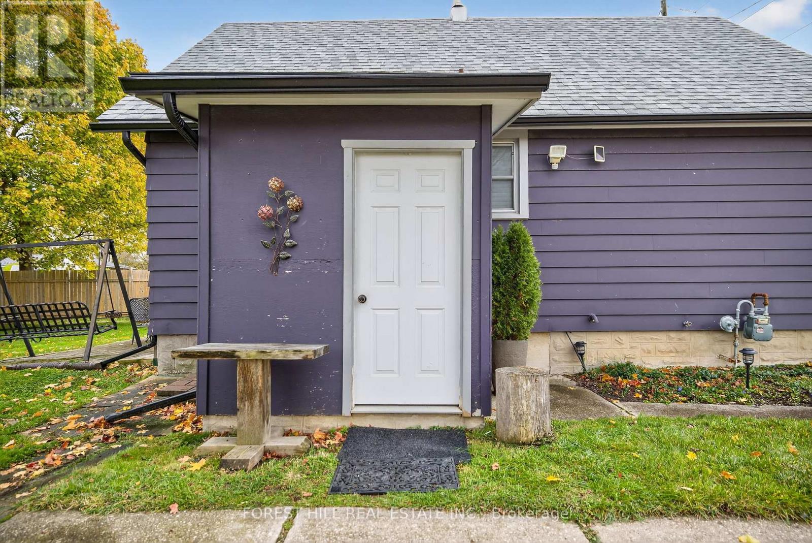 3 Elora Street N, Mapleton, Ontario  N0B 1A0 - Photo 6 - X12987536