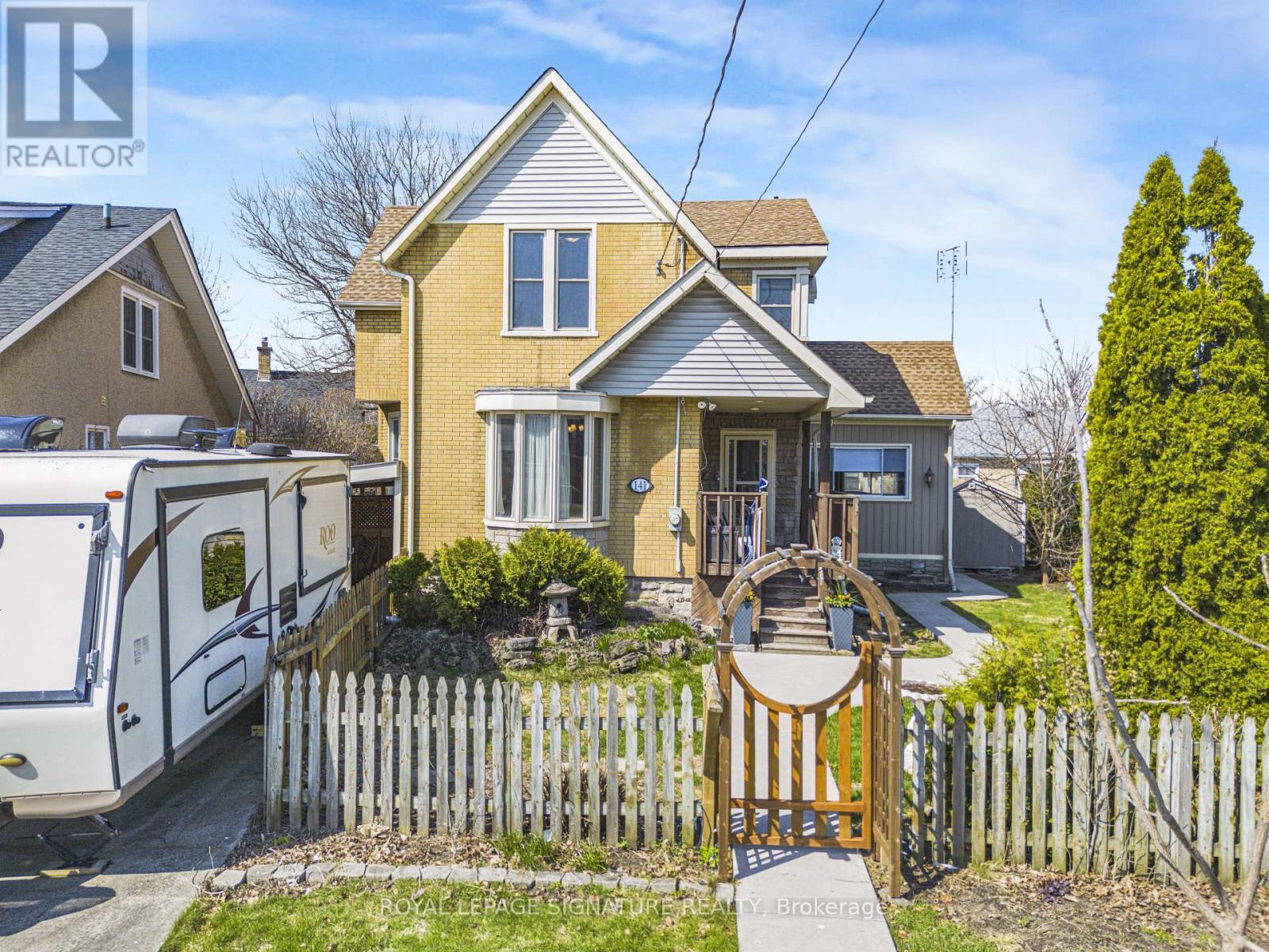 141 YORK STREET, St. Catharines, Ontario