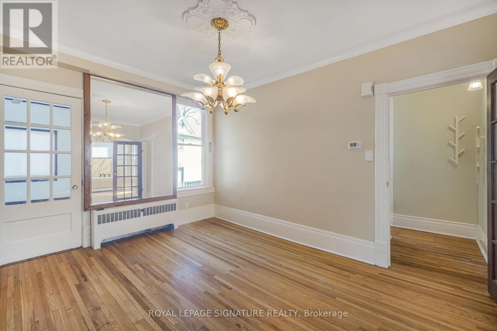 141 York Street, St. Catharines, Ontario  L2R 6E8 - Photo 18 - X12987546