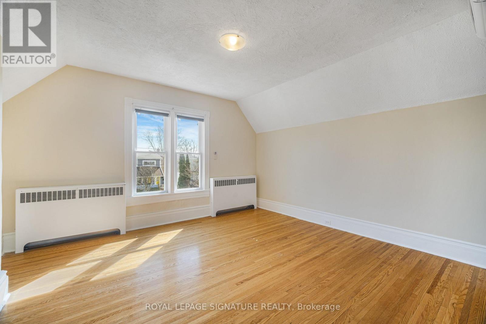 141 York Street, St. Catharines, Ontario  L2R 6E8 - Photo 27 - X12987546