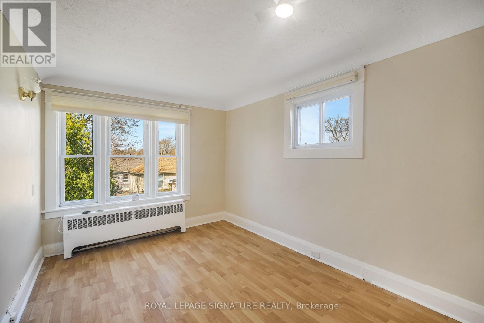 141 York Street, St. Catharines, Ontario  L2R 6E8 - Photo 8 - X12987546