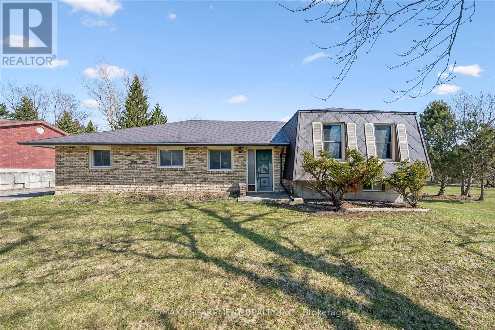 215 KING STREET, Minto, Ontario