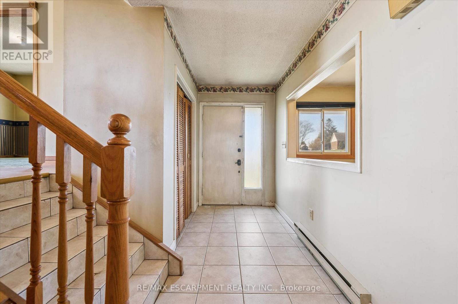 215 King Street, Minto, Ontario  N0G 2P0 - Photo 14 - X12987554