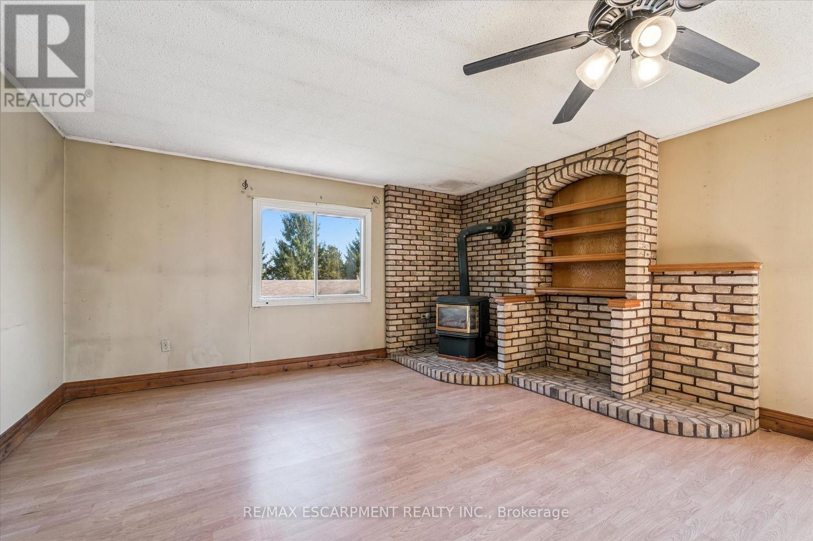 215 King Street, Minto, Ontario  N0G 2P0 - Photo 22 - X12987554