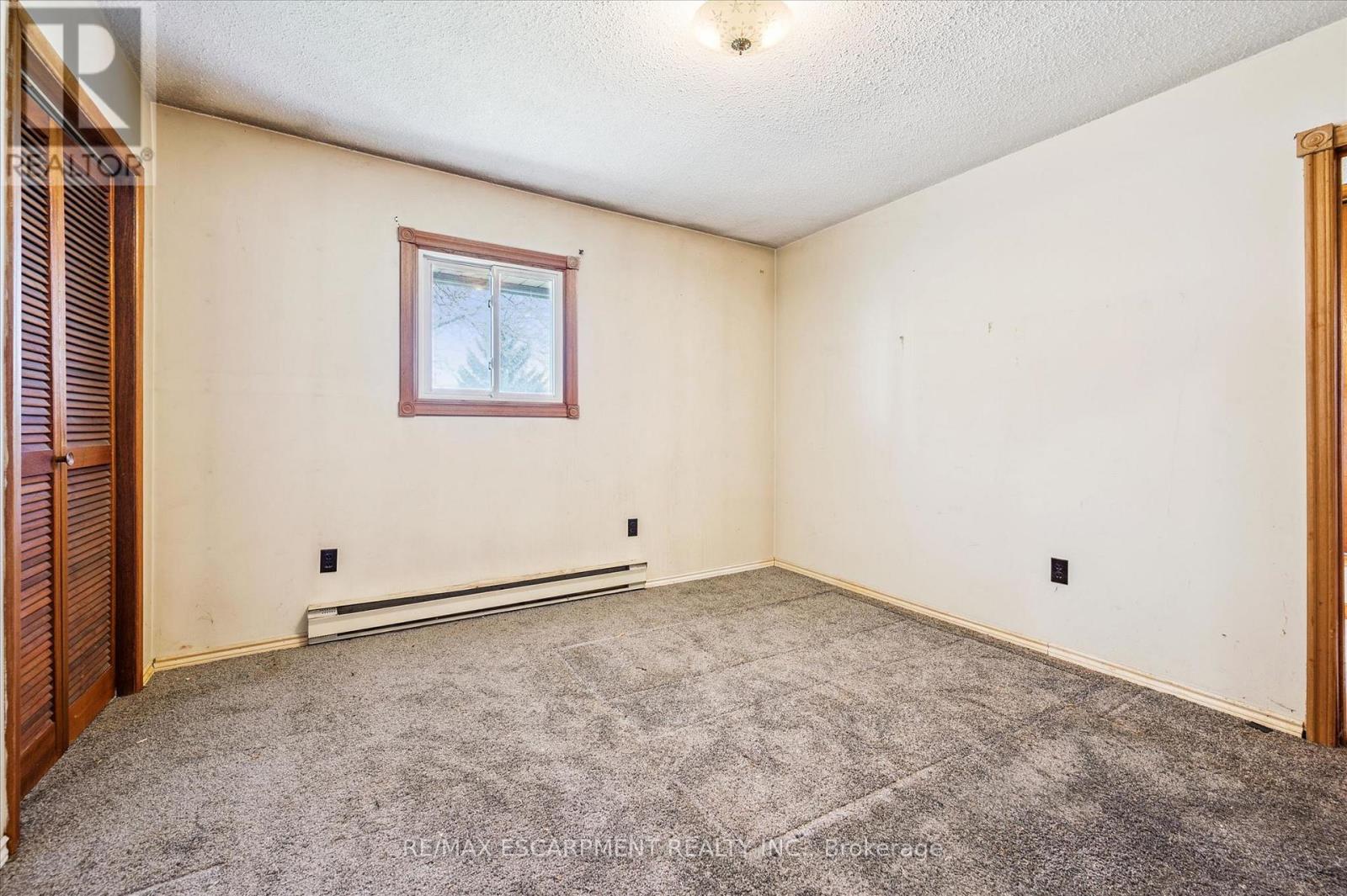 215 King Street, Minto, Ontario  N0G 2P0 - Photo 28 - X12987554