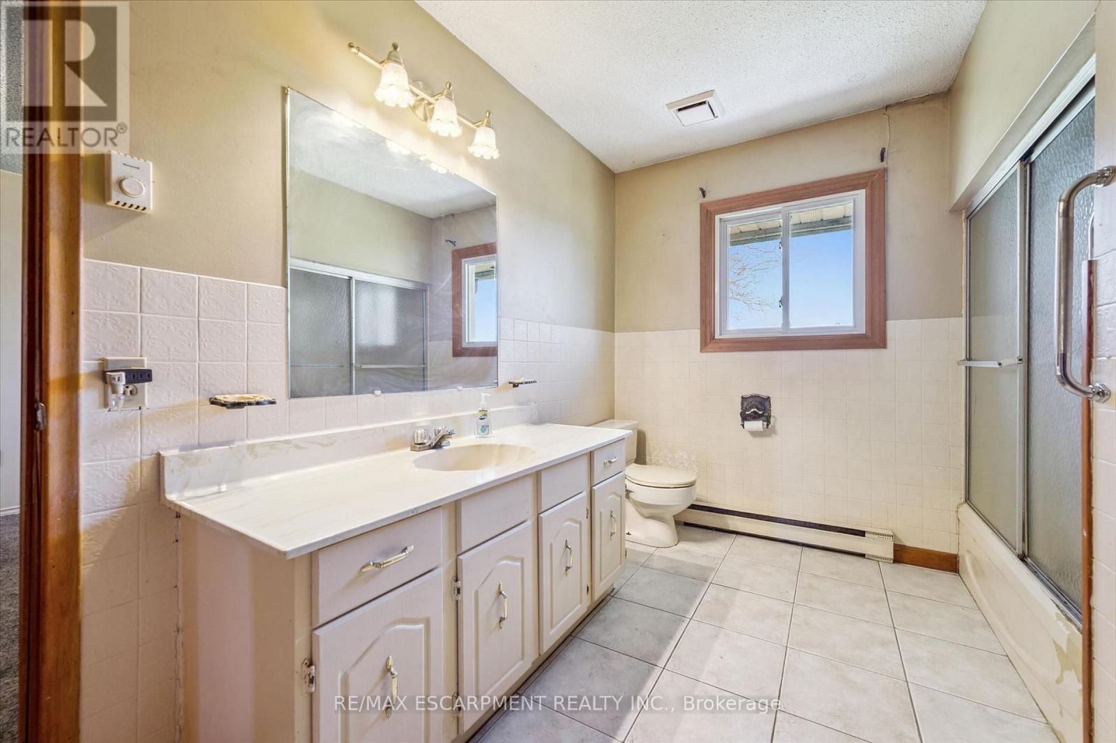 215 King Street, Minto, Ontario  N0G 2P0 - Photo 29 - X12987554