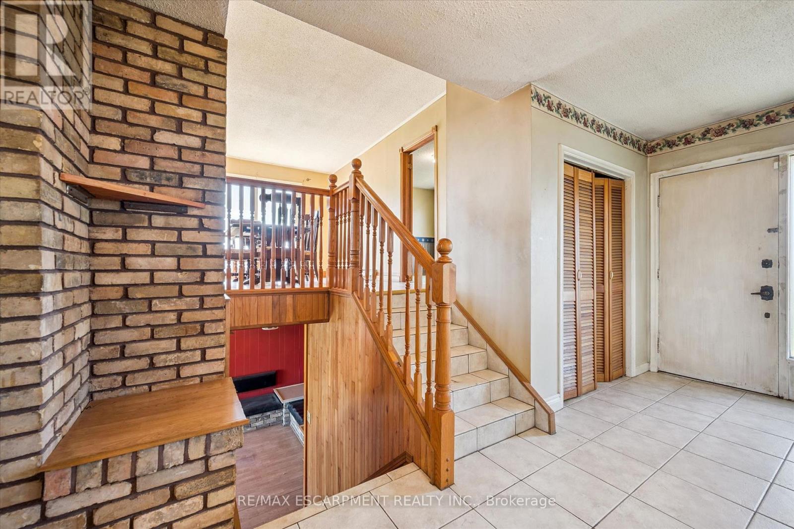 215 King Street, Minto, Ontario  N0G 2P0 - Photo 31 - X12987554